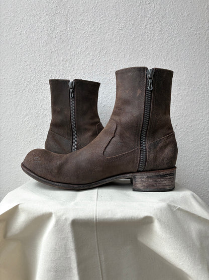 ATTACHMENT Split Leather Ankle Boots